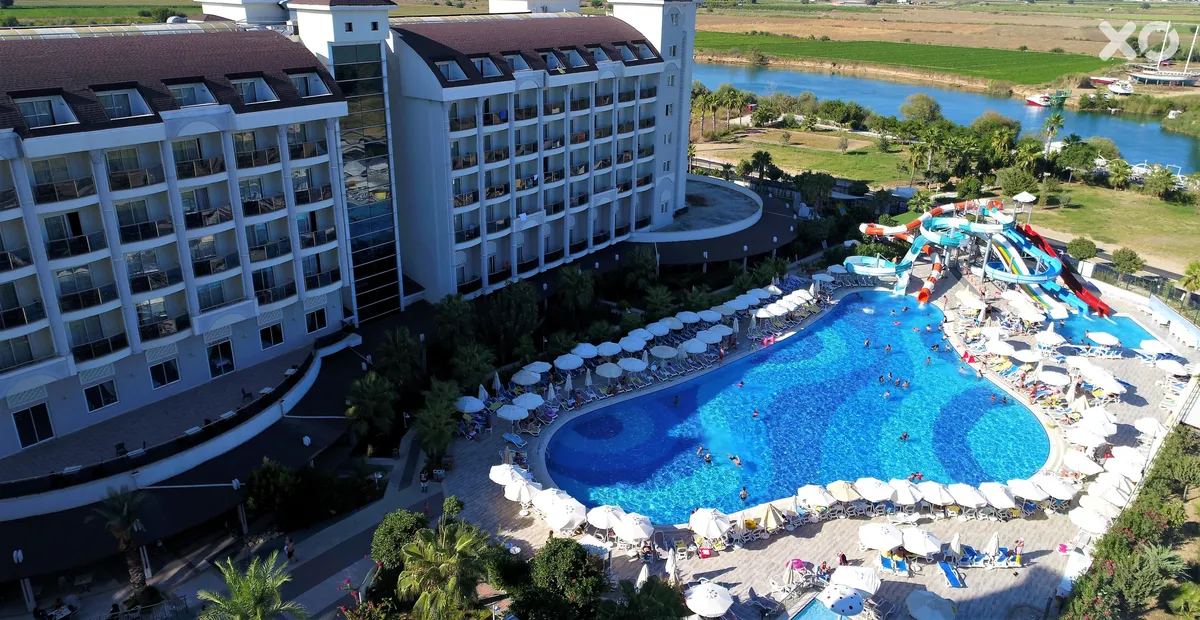 Lake & River Side Hotel & Spa