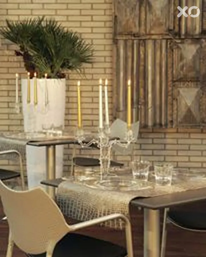 Claris Hotel