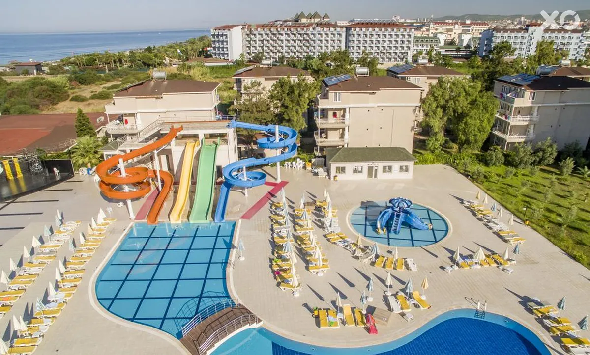 Hedef Beach Resort & Spa