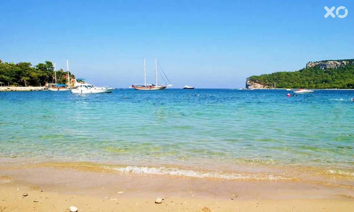 Tal Beach Hotel