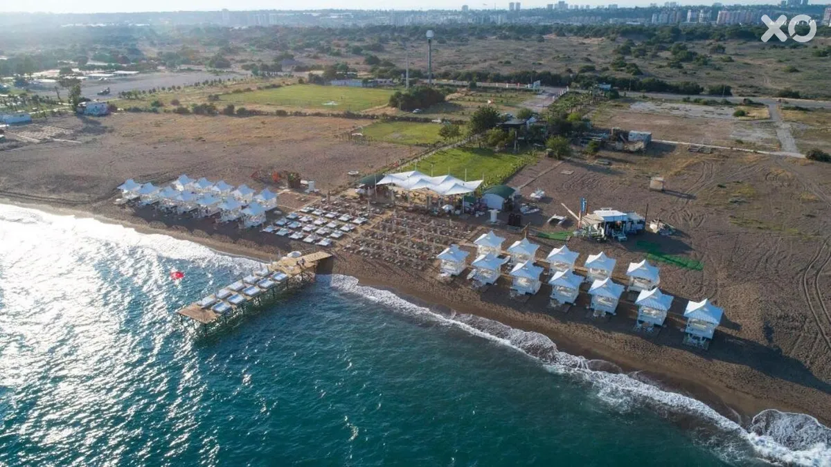 Dionisus Lara Hotel