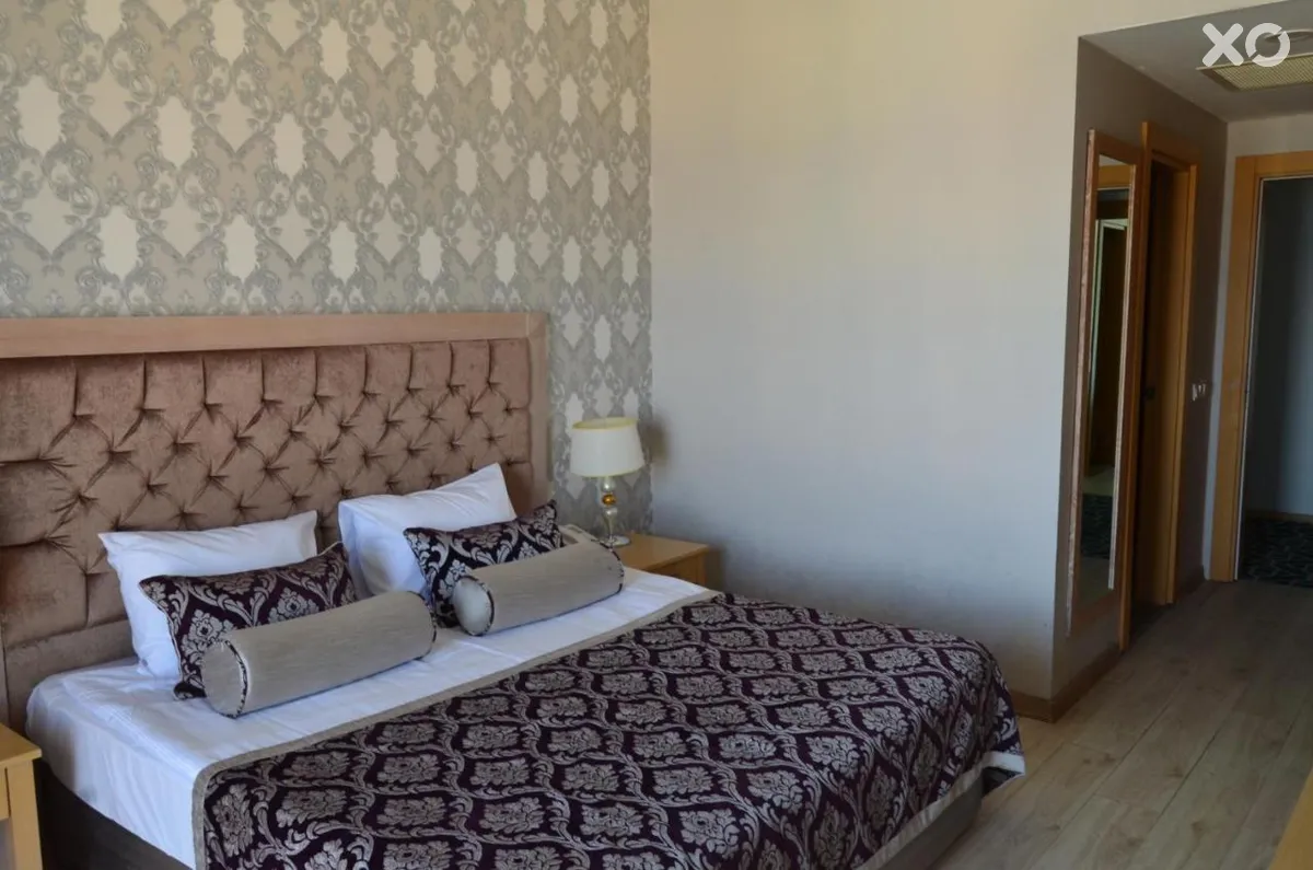 La Perla Hotel
