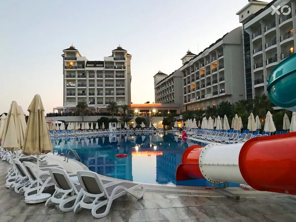 Lake & River Side Hotel & Spa