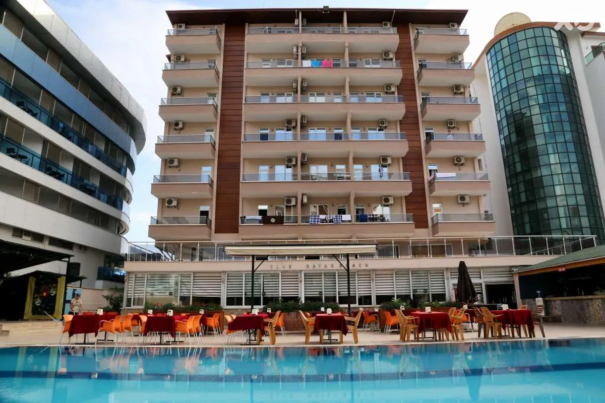 Club Bayar Beach Hotel