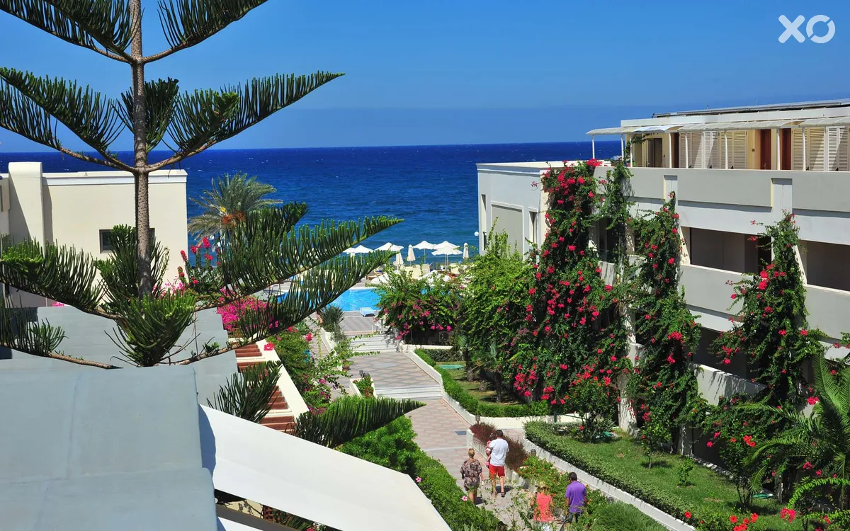 Hydramis Palace Beach Resort