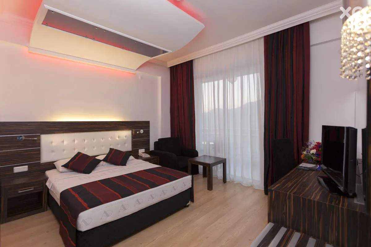 Sunny Hill Alya Hotel