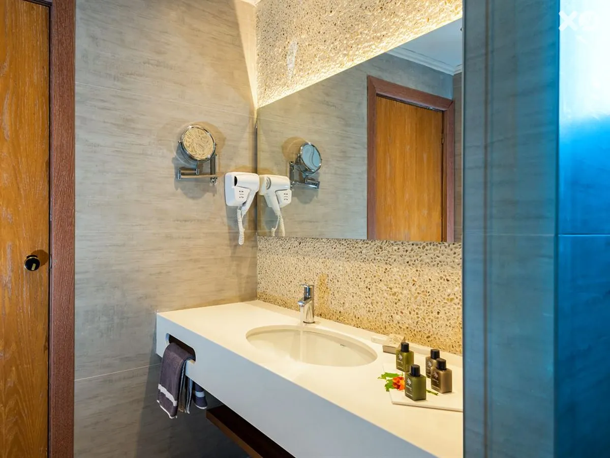 Solimar Aquamarine Hotel