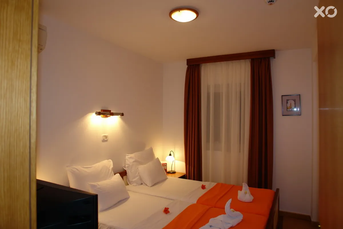 Fineso Garni Hotel
