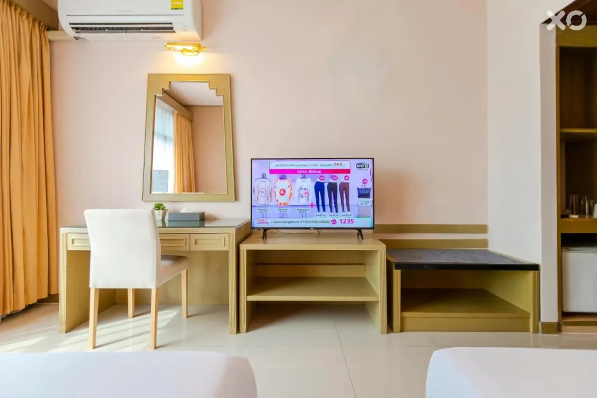 Pinnacle Lumpinee Park Hotel