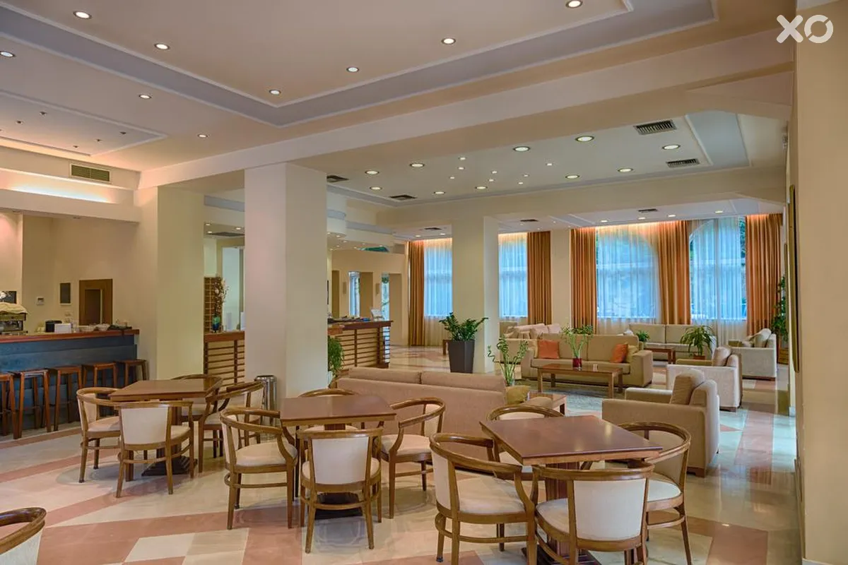 CNic Hellinis Hotel