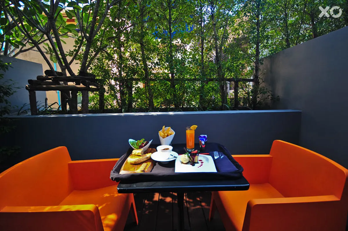 Galleria 10 Sukhumvit Bangkok Hotel