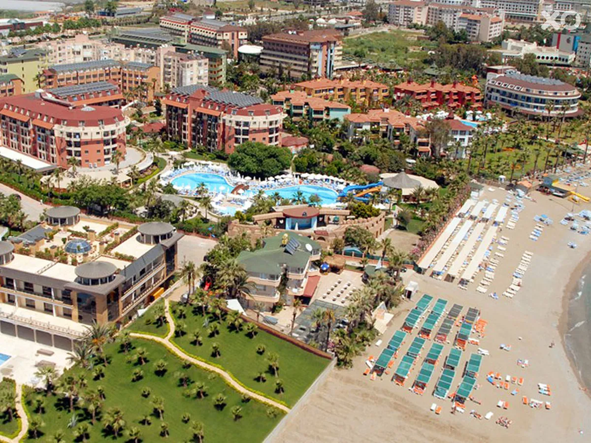 Palmeras Beach Hotel