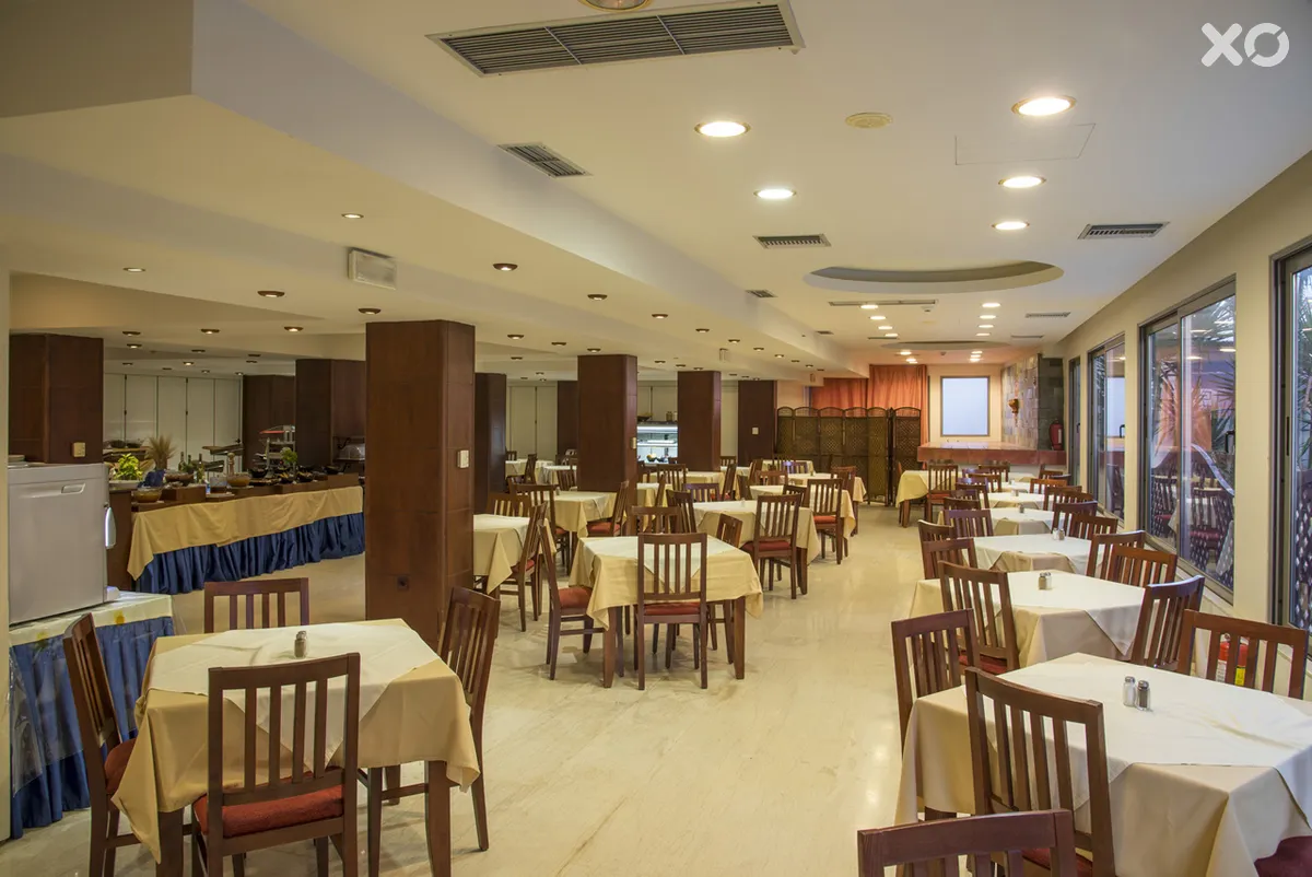Manousos City Hotel