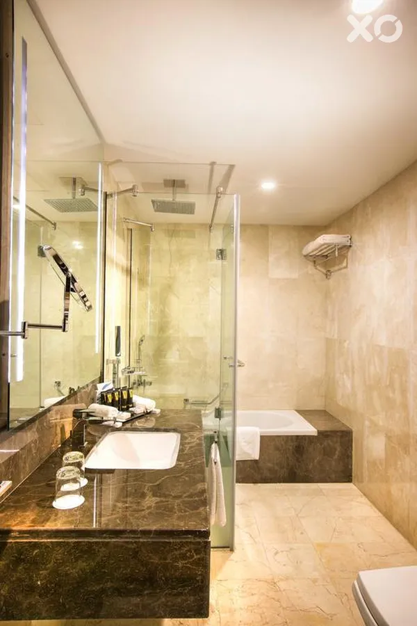 The Ghaya Grand Hotel