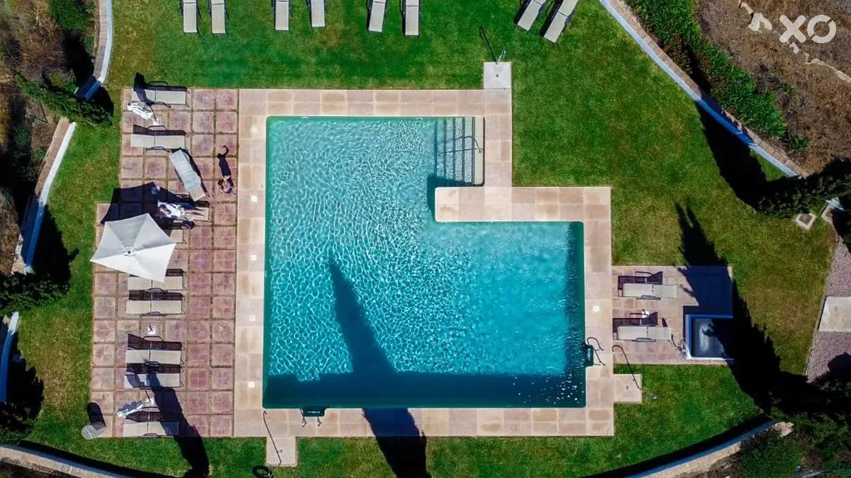 B Bou Cortijo Bravo Hotel