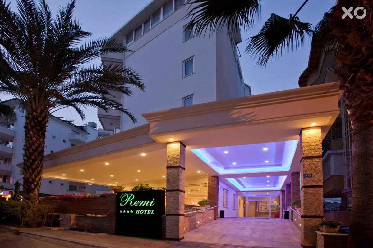 Remi Hotel