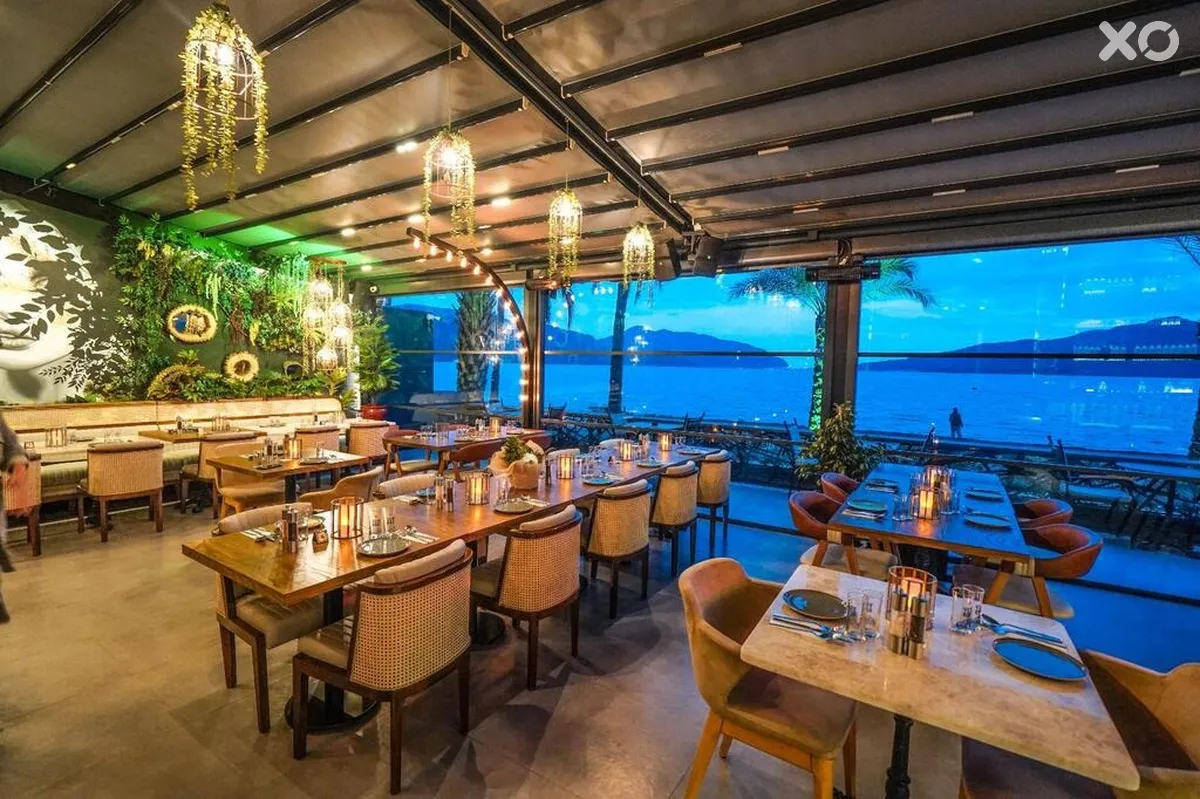 Aurasia Beach Hotel