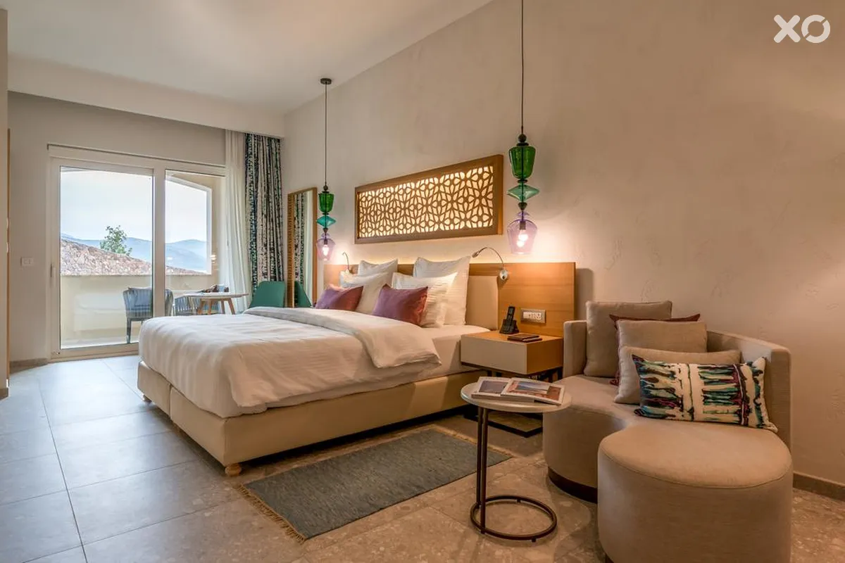 Chedi Lustica Bay Hotel