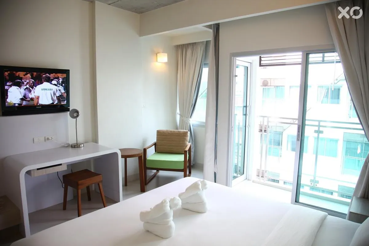 Sunshine Hotel & Residences