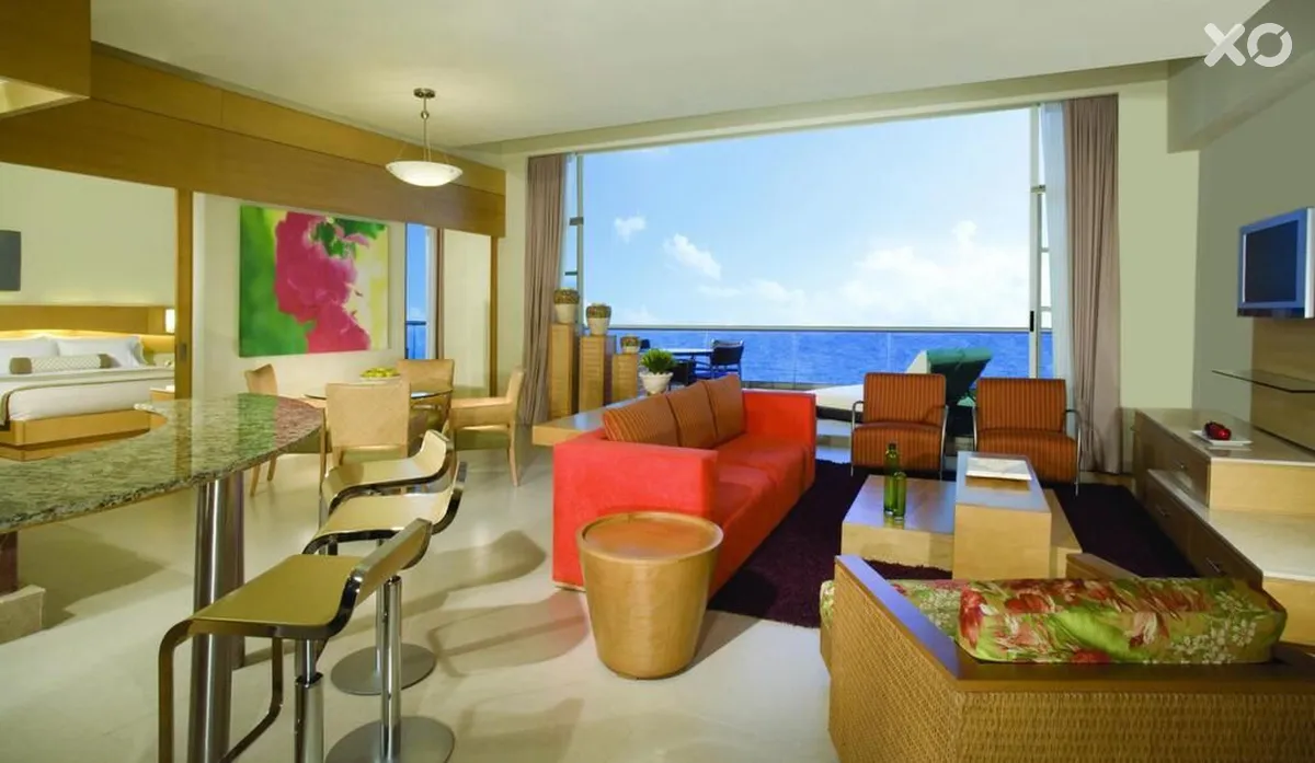 Beach Palace
