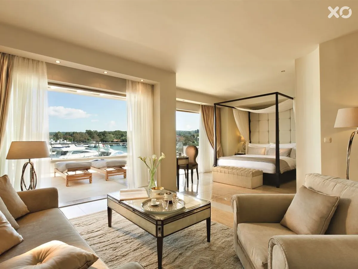 Sani Asterias Suites