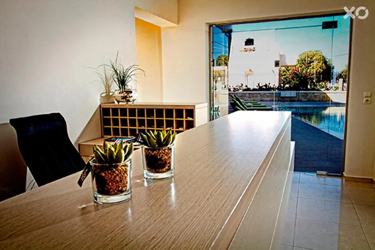 Crystal Bay Hotel