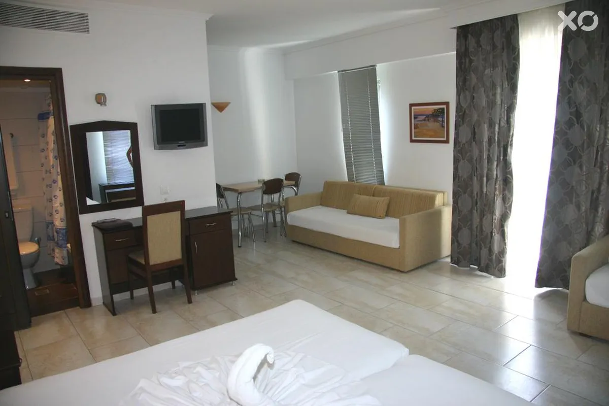 Naias Hotel