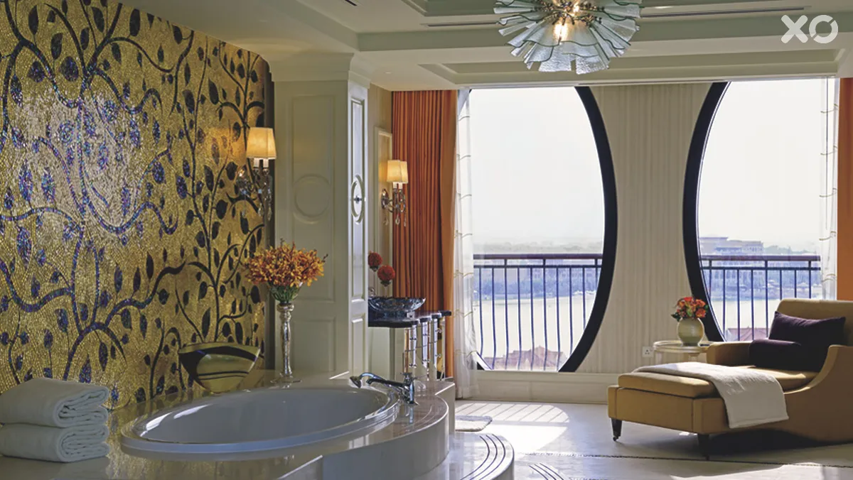 The Ritz-Carlton Grand Canal Abu Dhabi