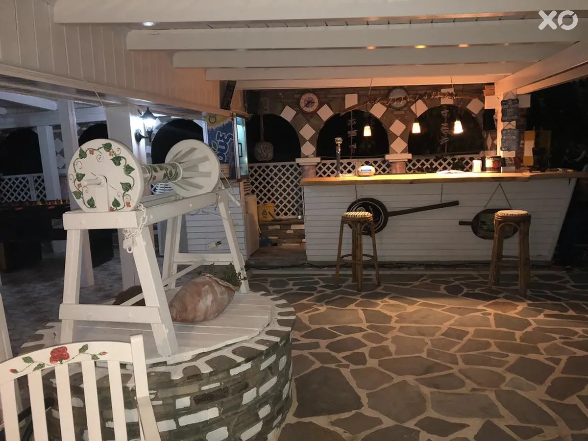 Diaporos Hotel