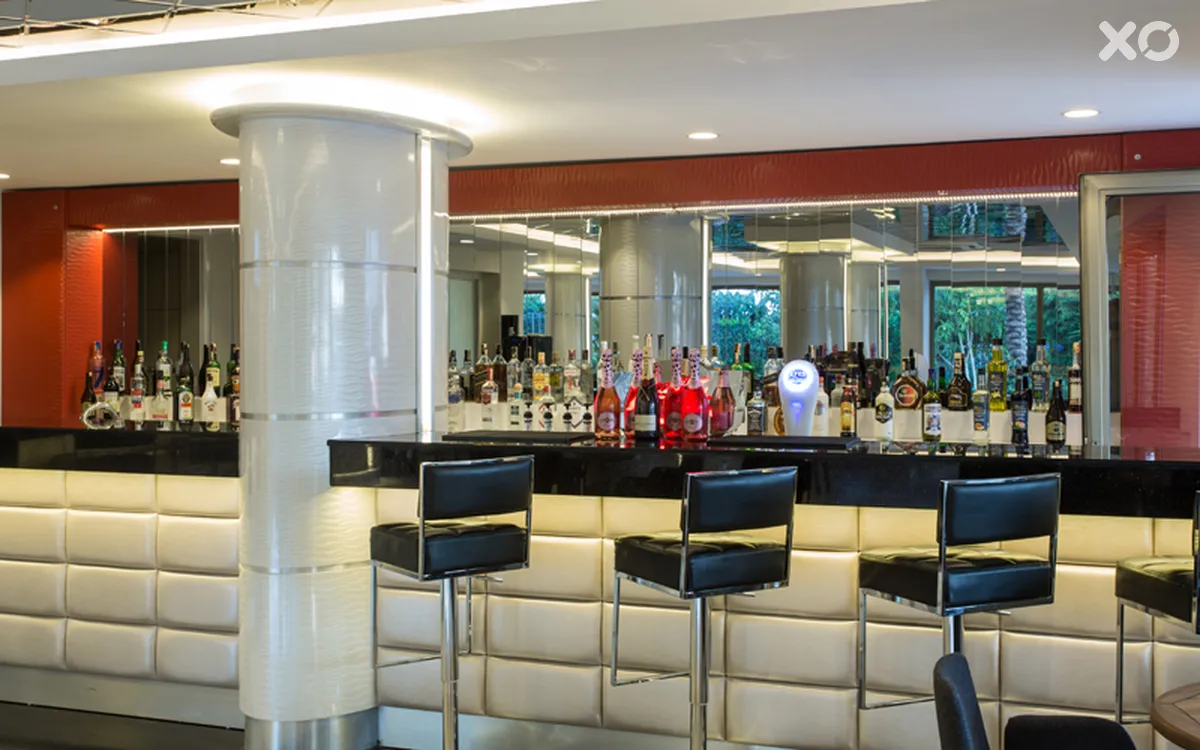 Falcon Club Hotel