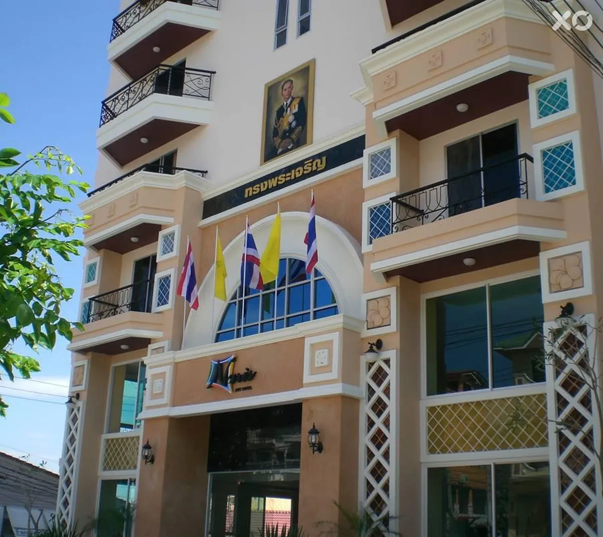 Naris Art Hotel
