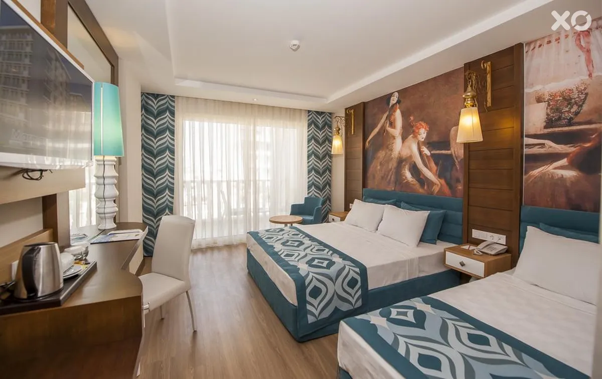Dream World Resort & Spa