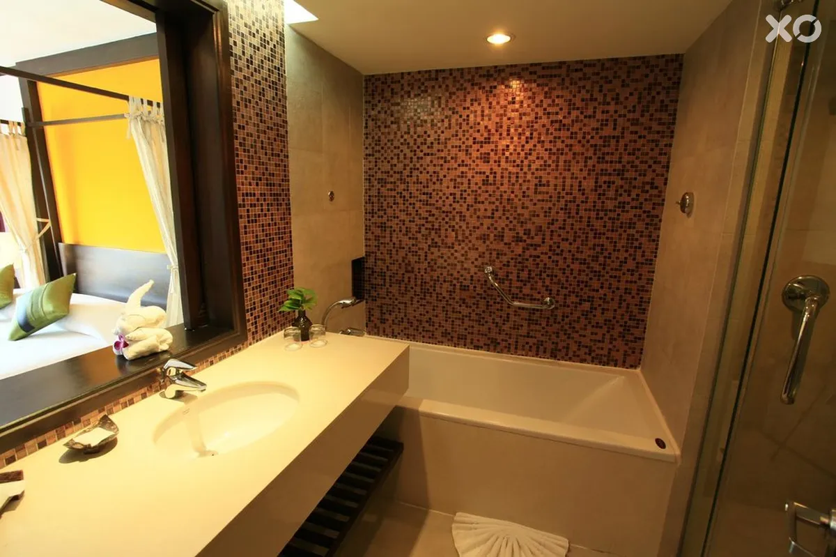 Novotel Rayong Rim Pae Resort Hotel