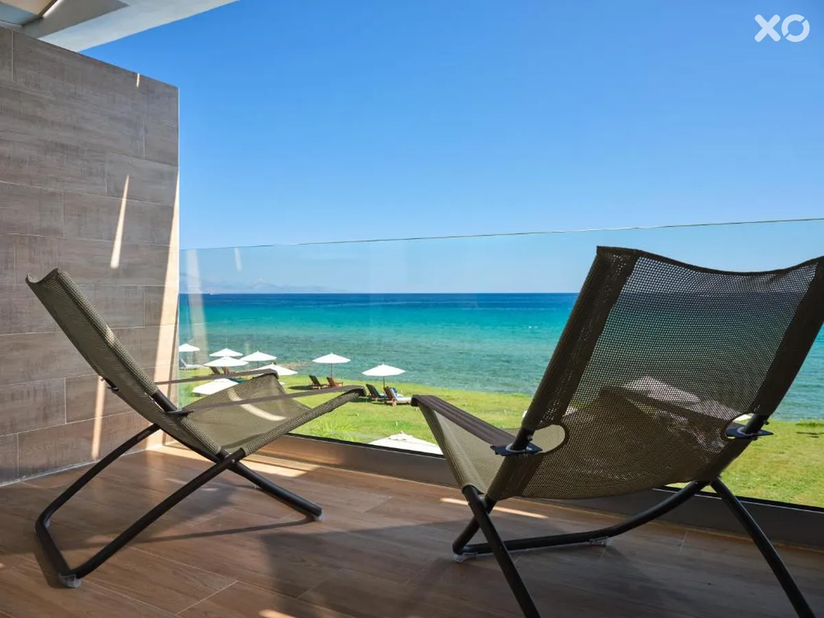Cavo Orient Beach Hotel