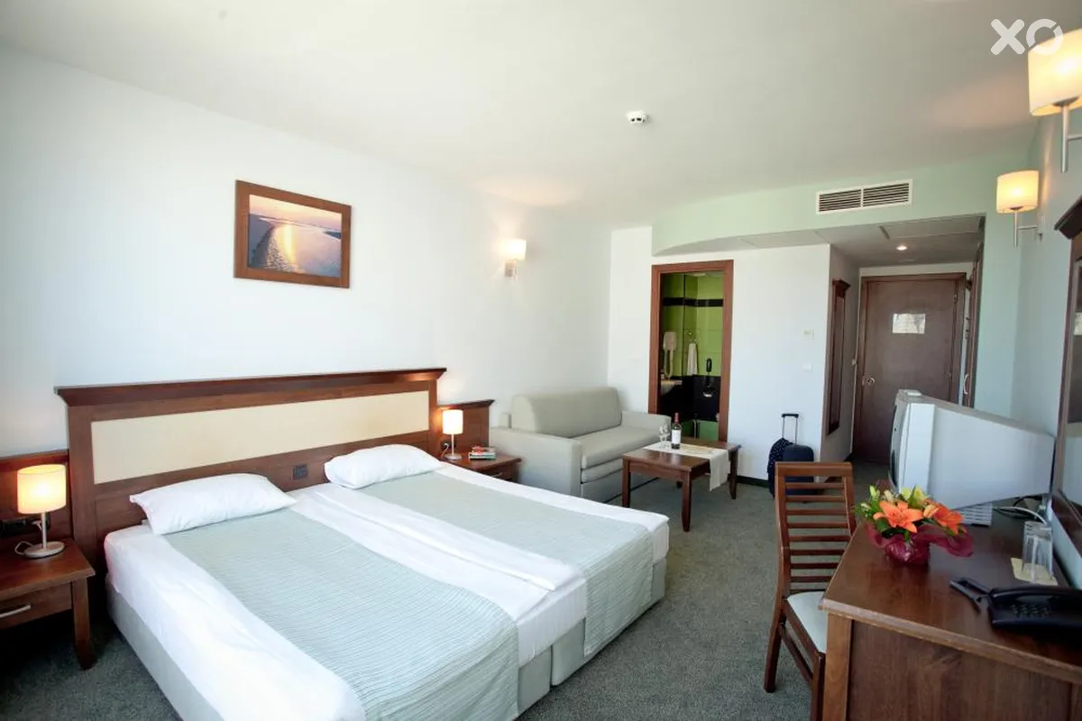 Lion Hotel
