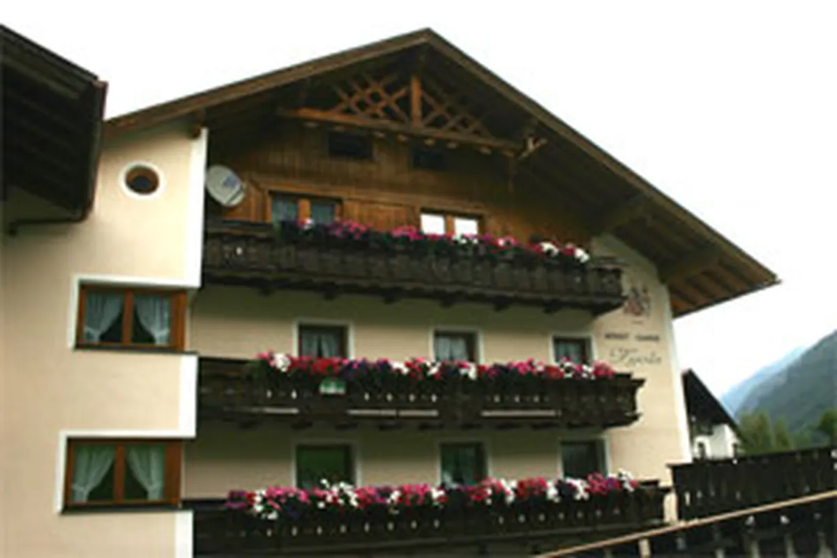 Garni Tyola Hotel