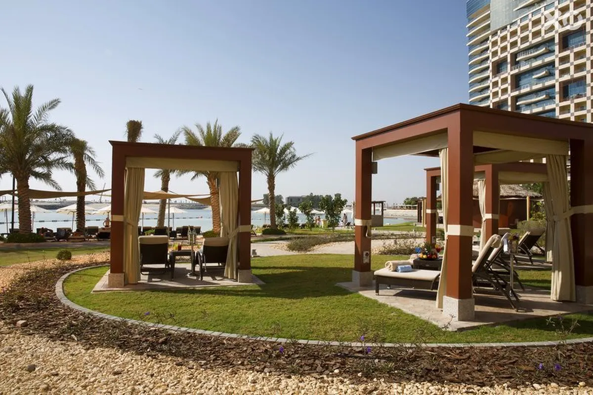 Bab Al Qasr Hotel & Residences