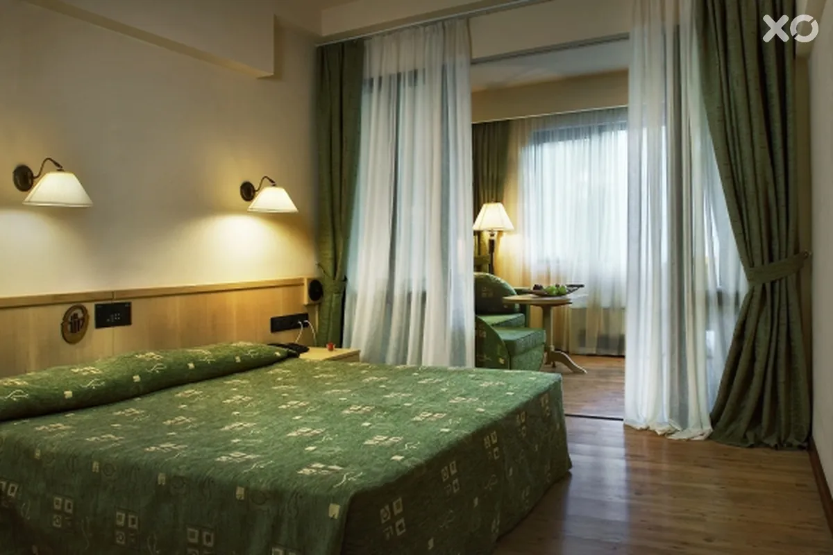 Orphey Hotel