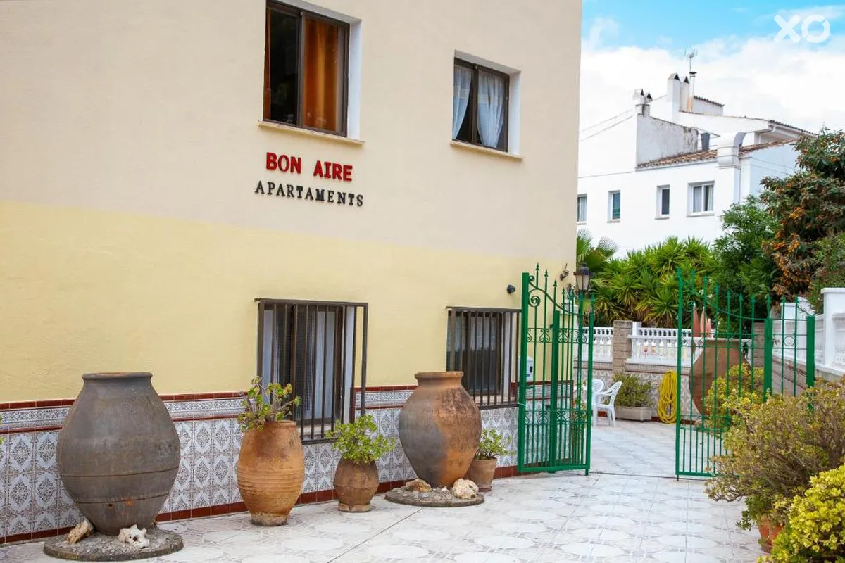 Bon Aire Apartments