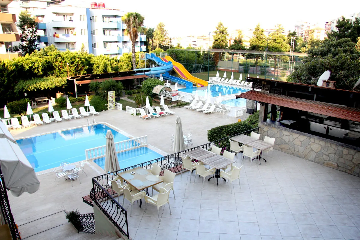 Green Park Hotel