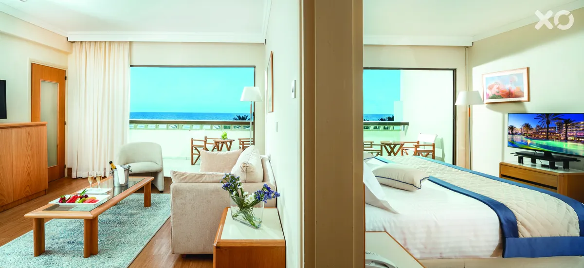 Constantinou Bros Athena Beach Hotel