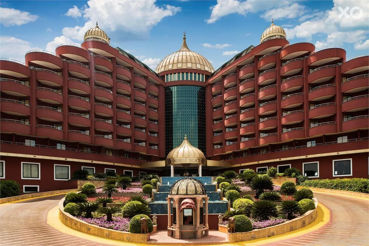 Delphin Palace