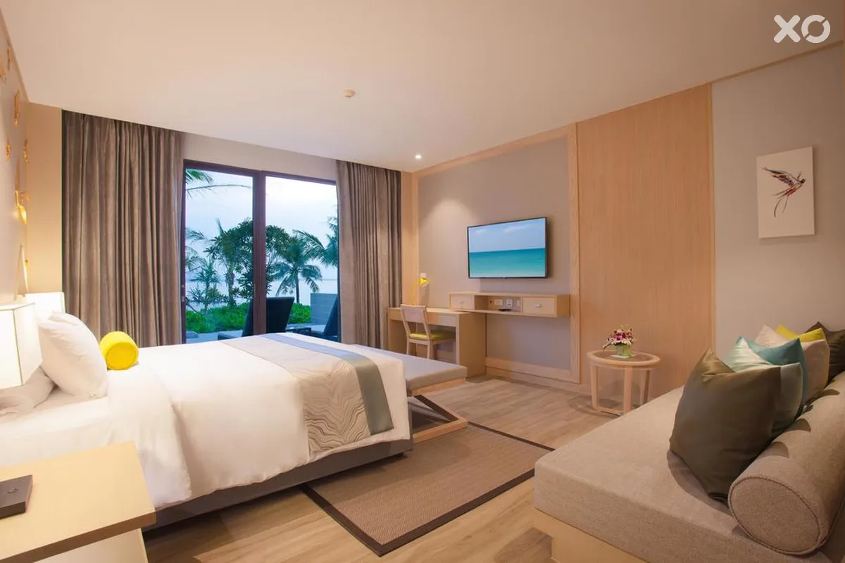 Le Meridien Khao Lak Resort & Spa