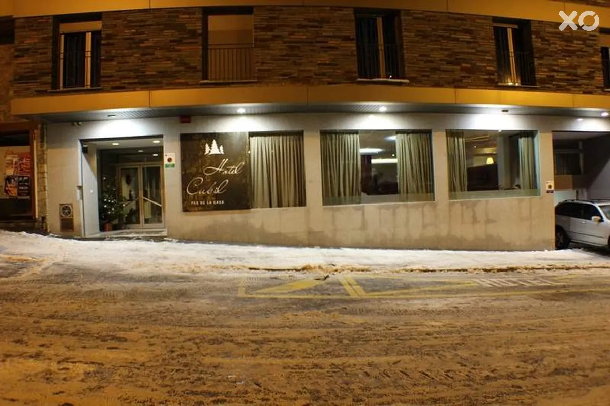 Cubil Hotel