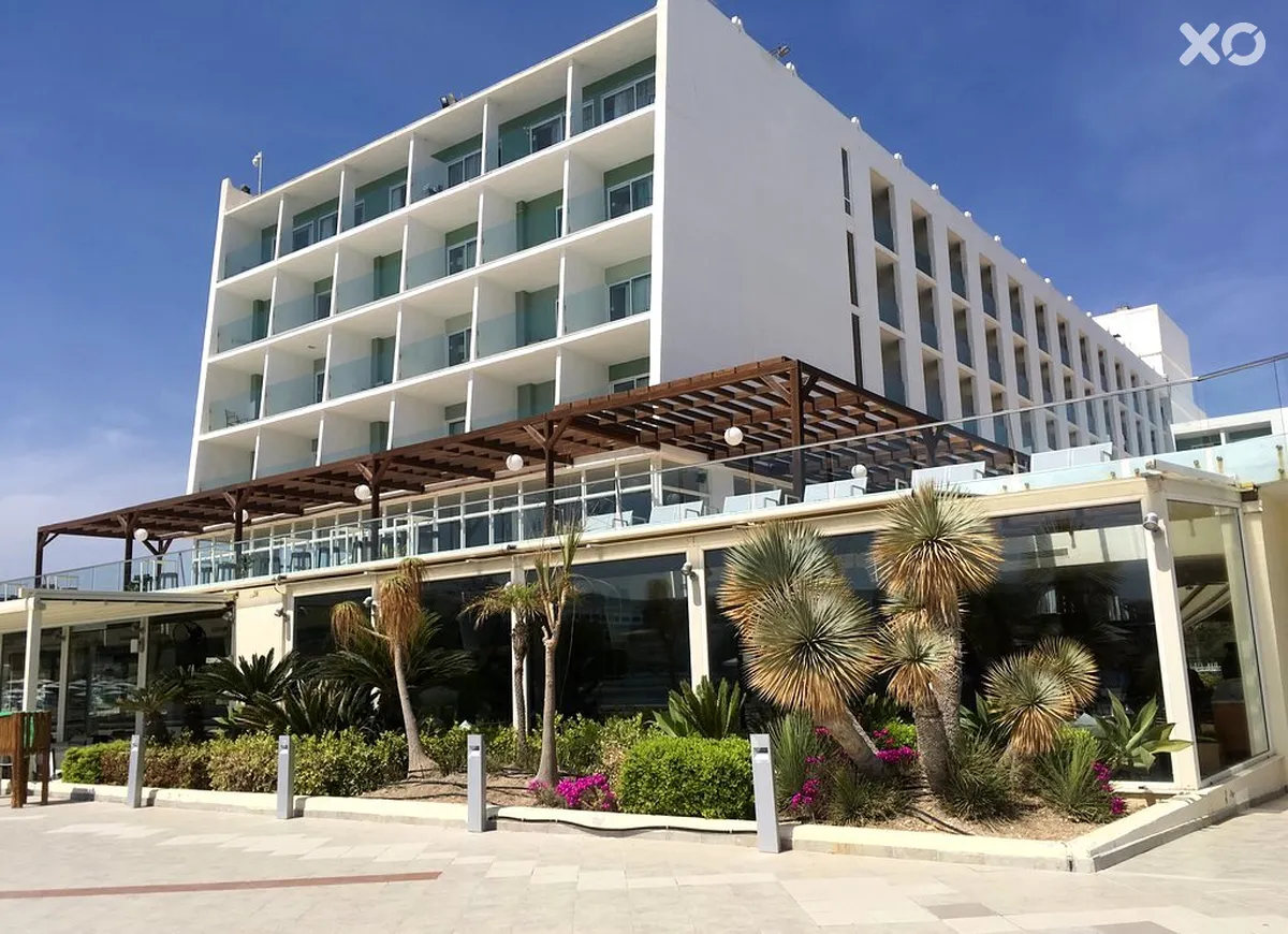 Eden Roc Resort Hotel
