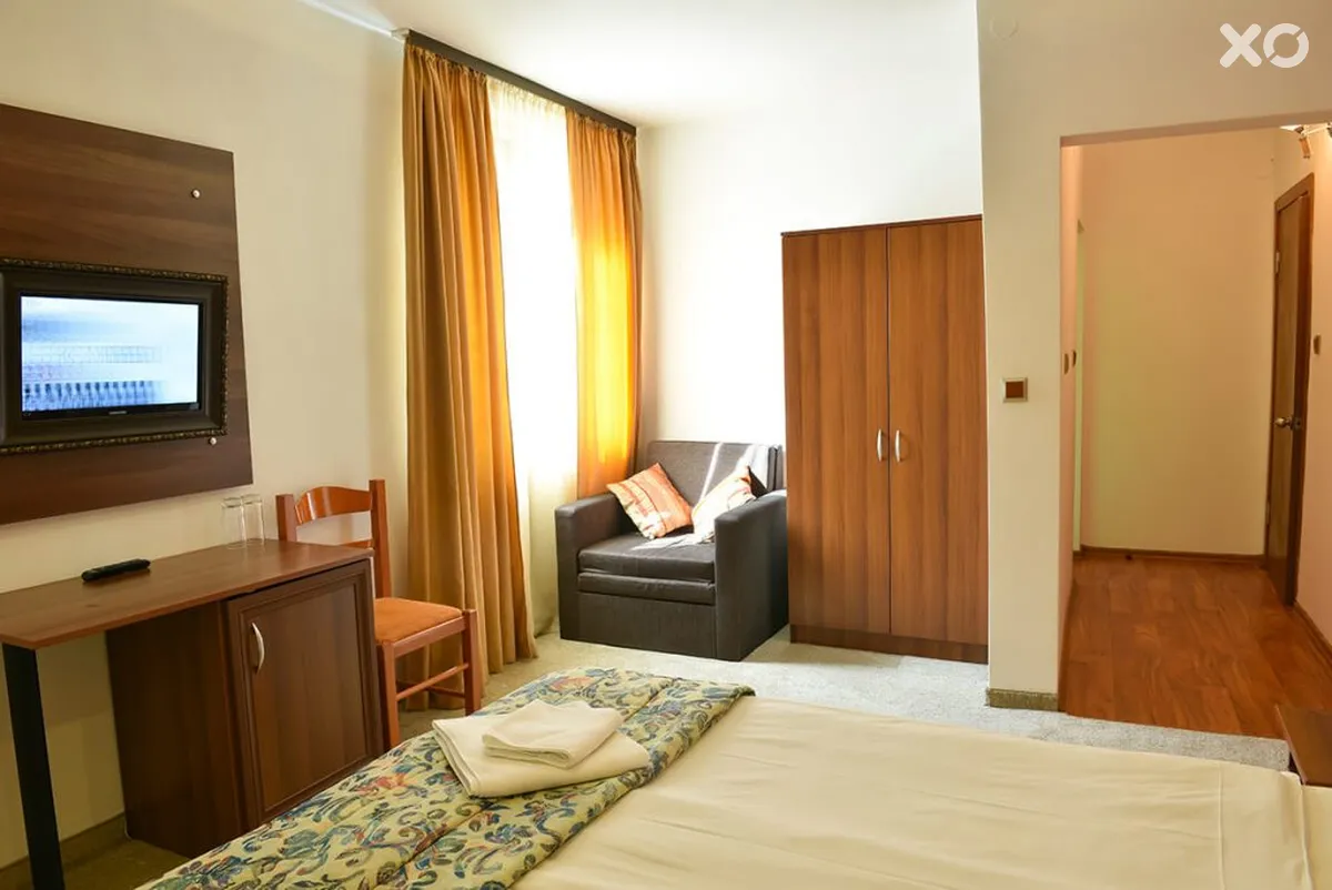 Rothmans Hotel