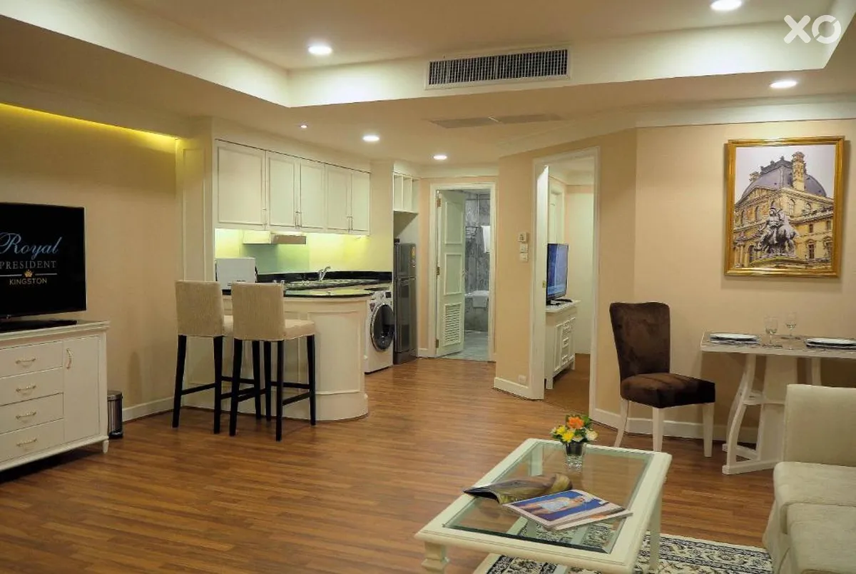 Kingston Suites