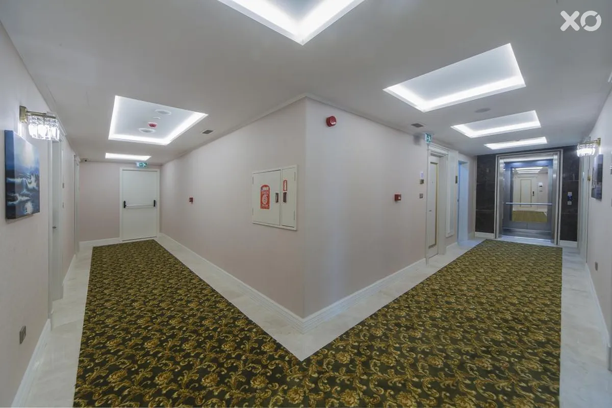 Grand Naki Hotel