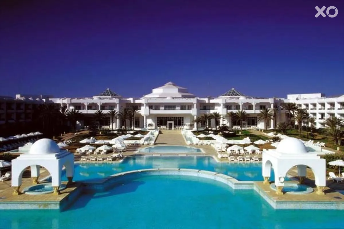 Radisson Blu Palace Resort & Thalasso