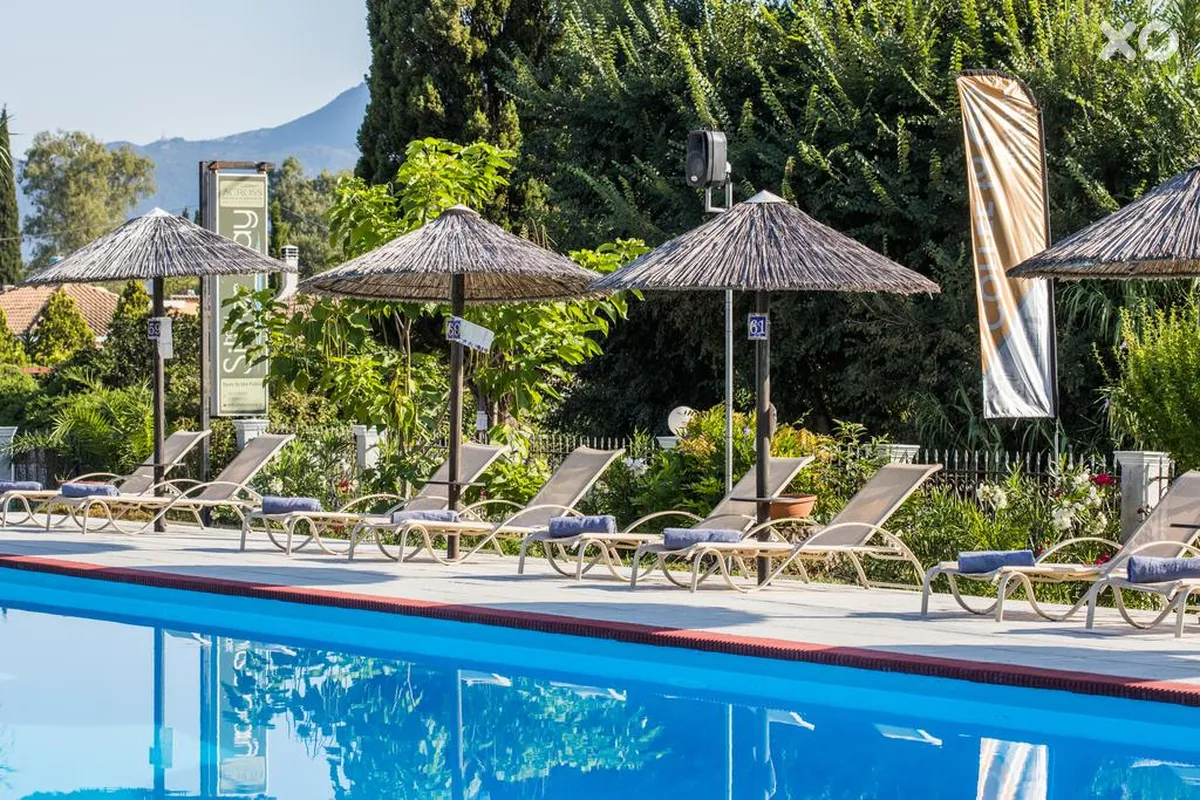 Silver Bay Hotel